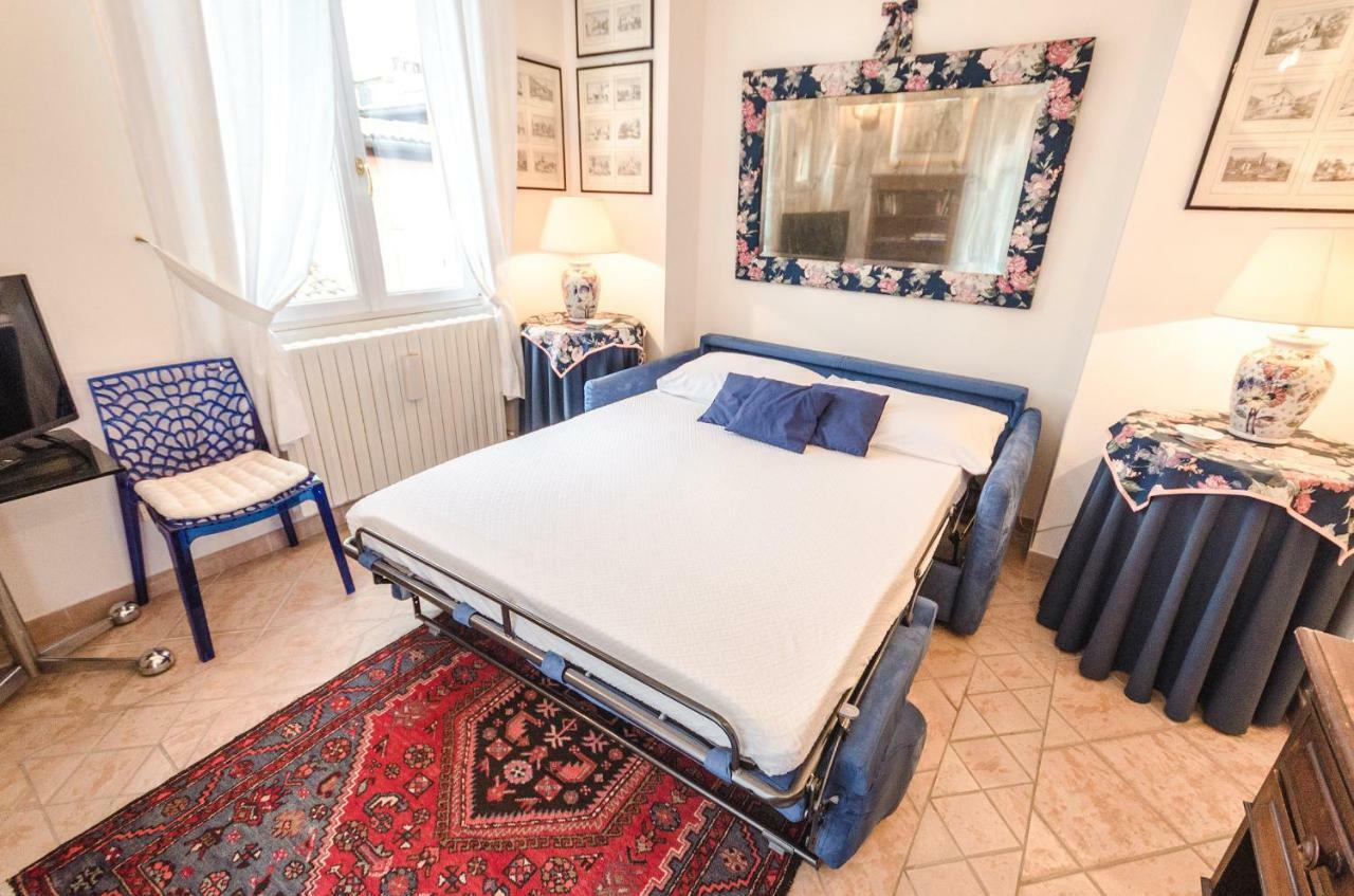 Lupari Apartment, Palazzo Storico Sotto Le Due Torri Болонья Экстерьер фото